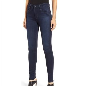 AG Farrah High awaits Skinny Jeans | 29